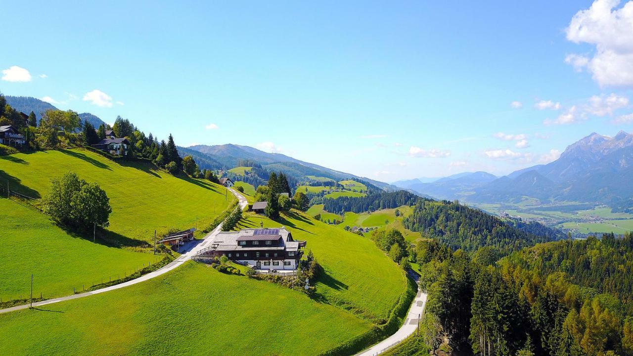Sonnenalm Mountain Lodge Гребмінг Екстер'єр фото